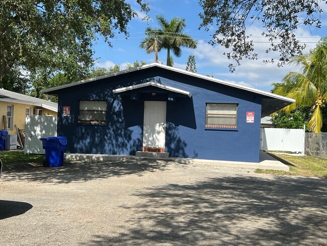 316 N 61st Ave