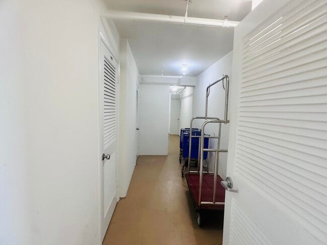 200 S Beach Rd Unit 403