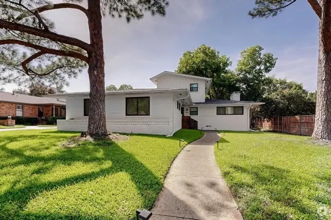 Building Photo - 6549 Saint Moritz Ave Rental