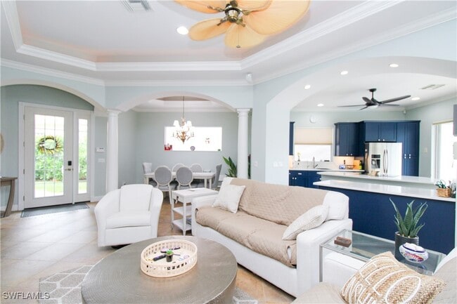 Photo - 372 Mallory Ct