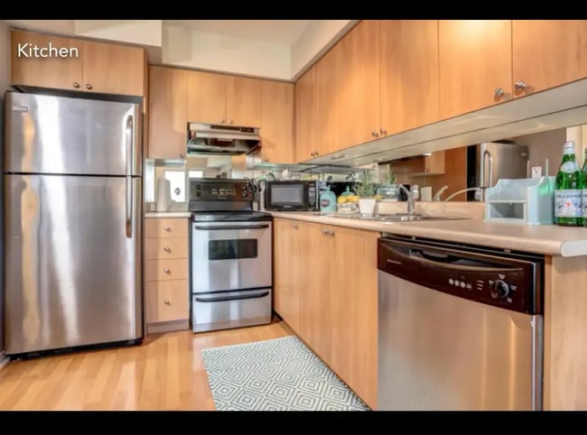 Building Photo - 1 BED - 1 BATH - MARKHAM - APARTMENT BUILDING Unit 53