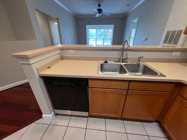 2808 Bloomfield Ln Unit Bellingham Park