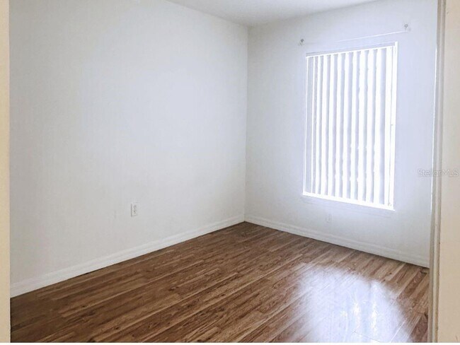 Photo - 2770 Club Cortile Cir Unidad A