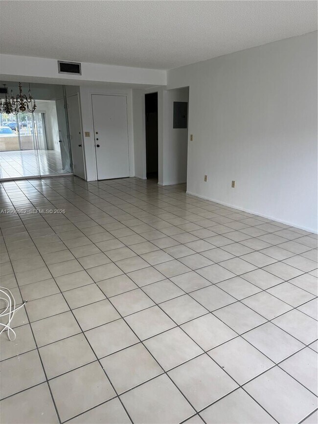 Building Photo - 7747 SW 86th St Unit D-105