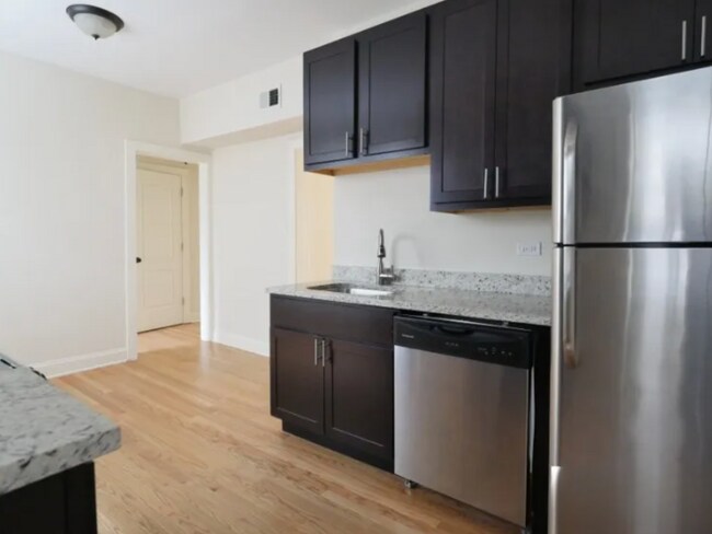 Photo - 4036 N Ashland Ave Unit E1