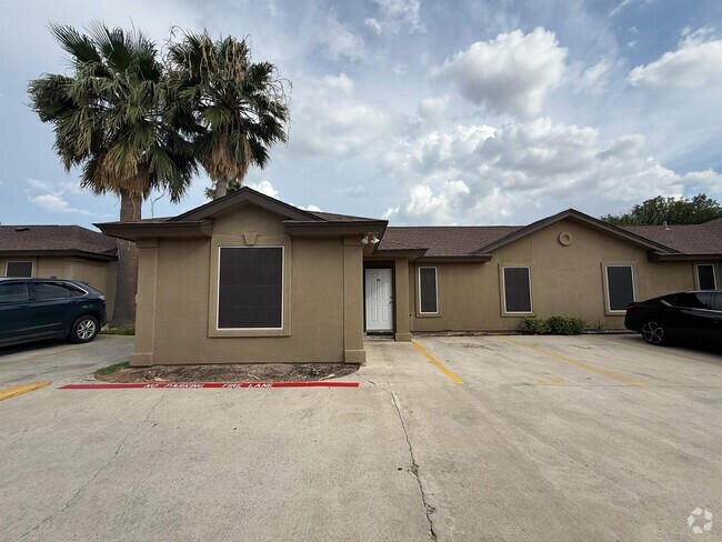 Building Photo - 506 Shiloh Dr Unit 32 Rental