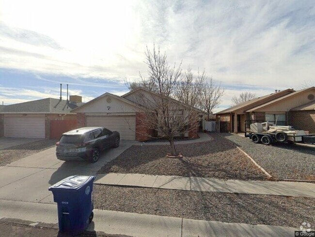 Building Photo - Ladera West 3/BD 2/BA 2/GC Rental