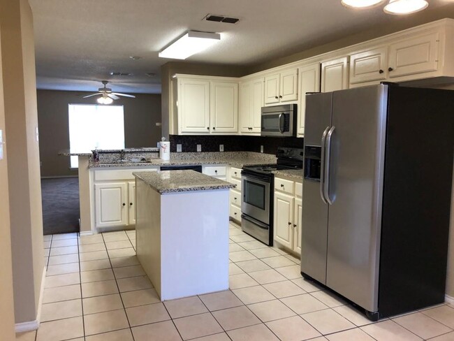 Building Photo - 2334 78th St Unit 2