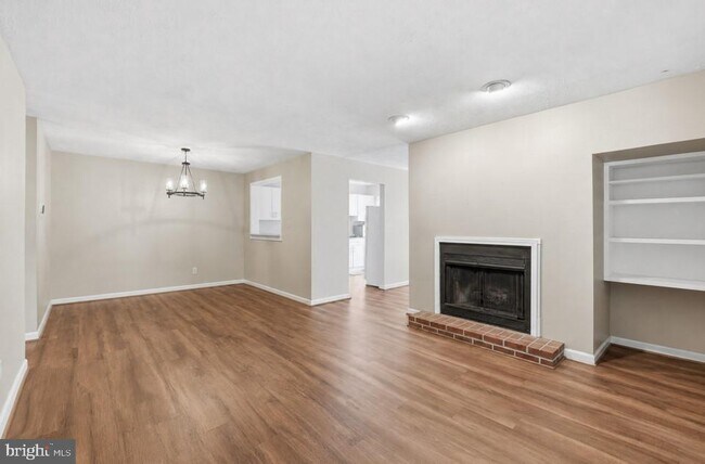 10118 Oakton Terrace Rd Unit 10118