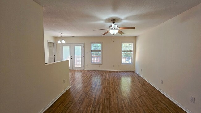 Photo - 3 BR 2 BA Liberty Hills