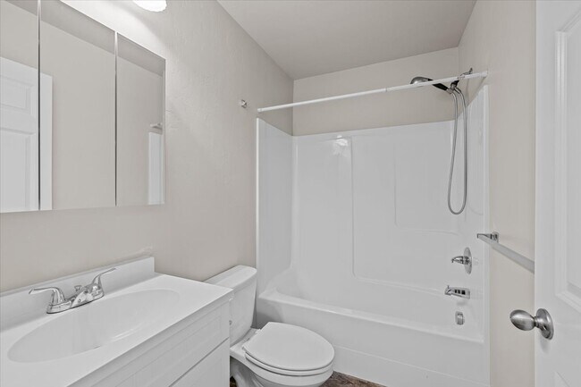 Photo - 3407 Sharon Way