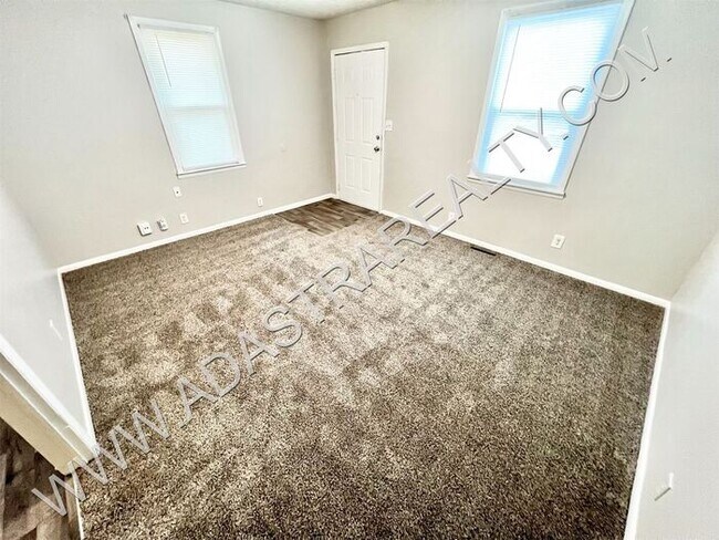 Photo - Affordable duplex in Kansas City, KS-Avail...