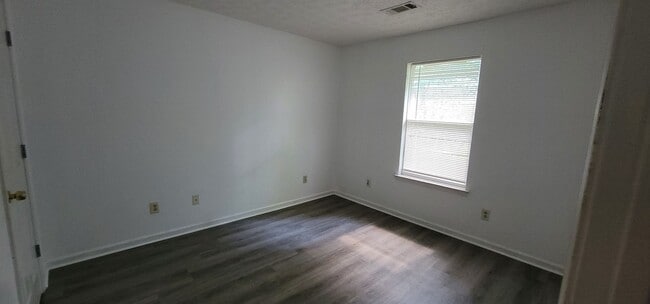 Photo - Duplex in Pike