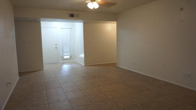Photo - 10851 N 65th Ave