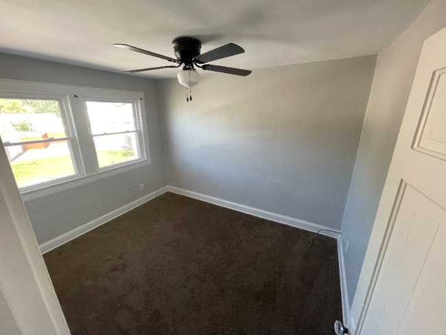 Photo - 1305 N Danley Square Unit 1313