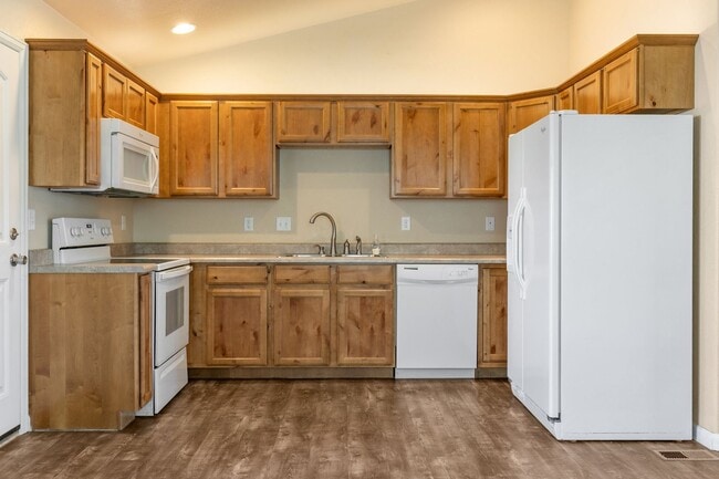 2235 Sopris Cir