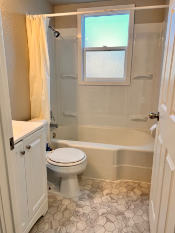 Photo - 1813 Pleasant St Unit Main