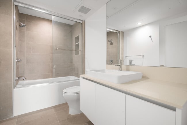 Photo - 4418 S Slauson Ave Unidad 401