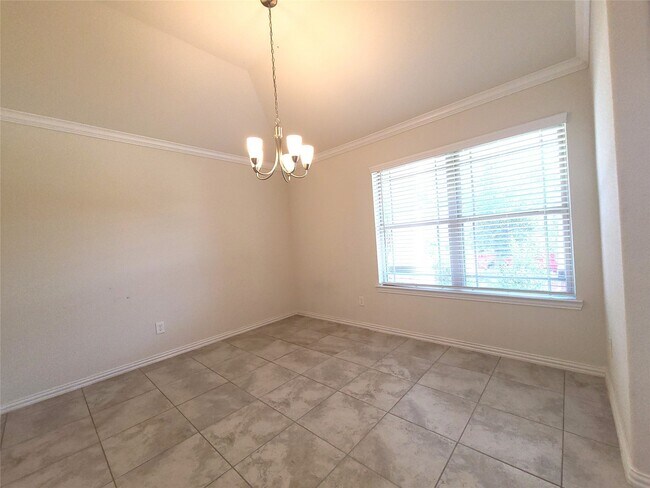 Photo - 412 Auburn Pines Dr