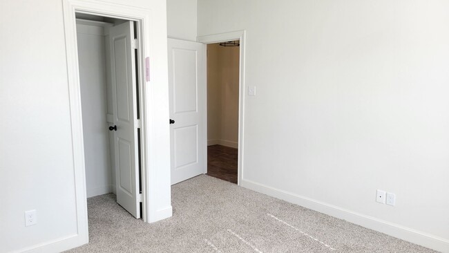 Photo - 7128 22nd St Unit B - JKLM12