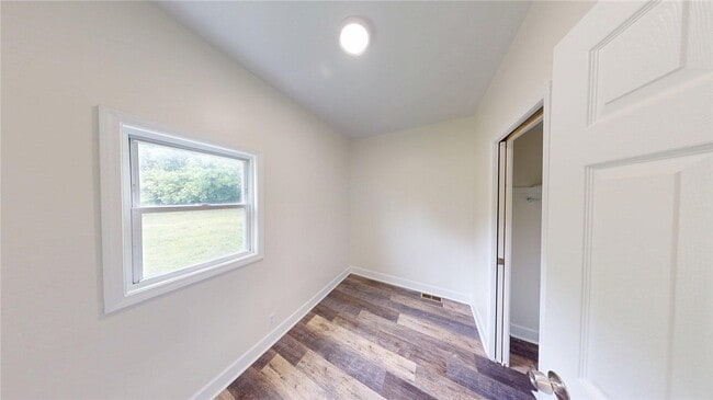 Building Photo - 248 Anderson Ave