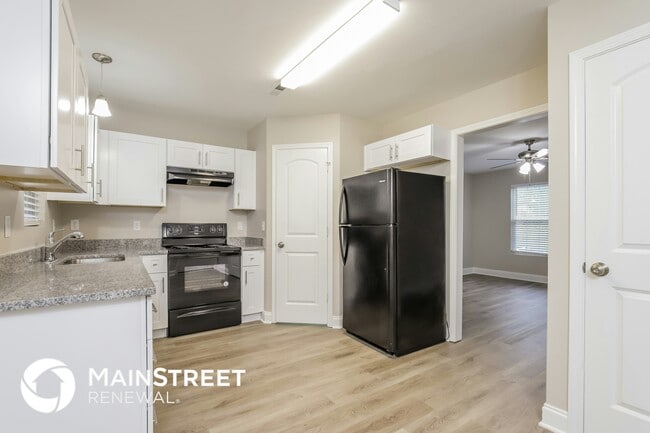 Photo - 1806 Savannas Run Dr