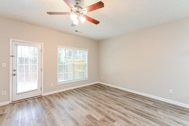 Photo - 770 Brookside Parc Ln