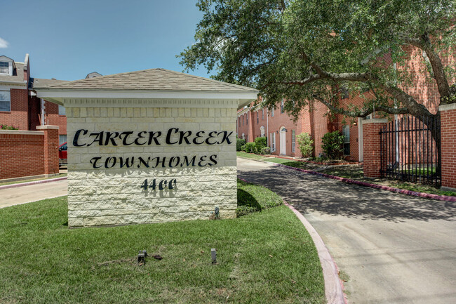 Building Photo - Carter Creek Townhomes