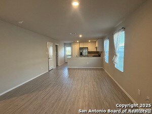 Photo - 9011 Little Hoss