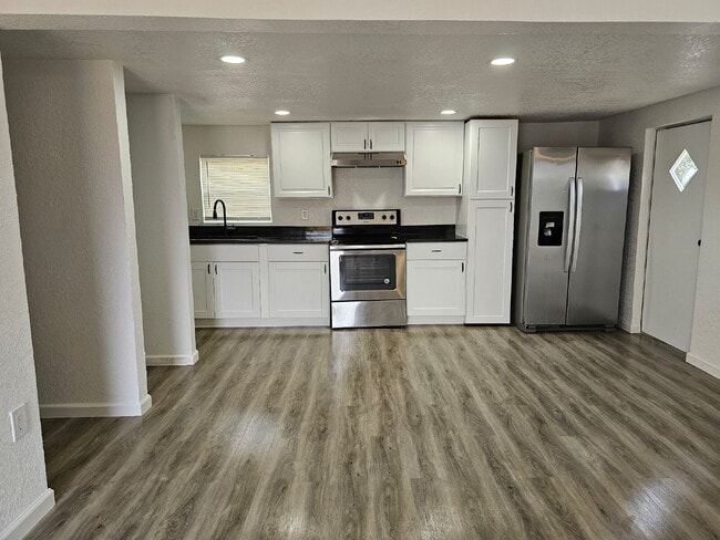 Building Photo - Coming Soon- Newly renovated 3 bedroom 1 bath mobile home