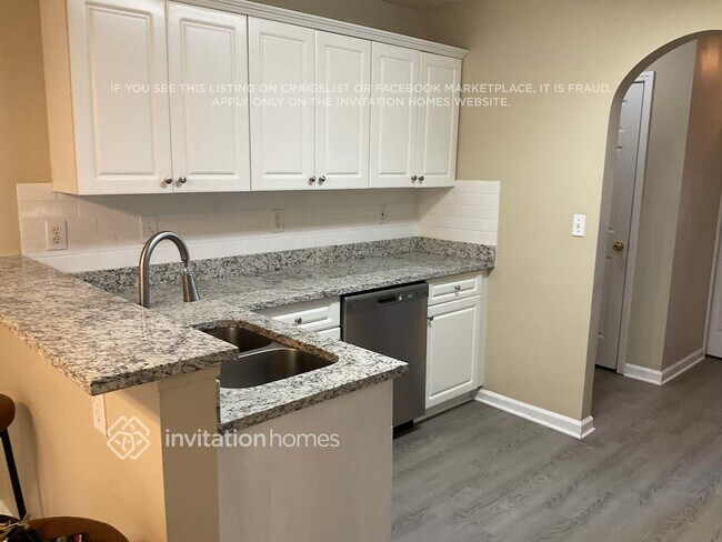 Photo - 213 Towler Dr