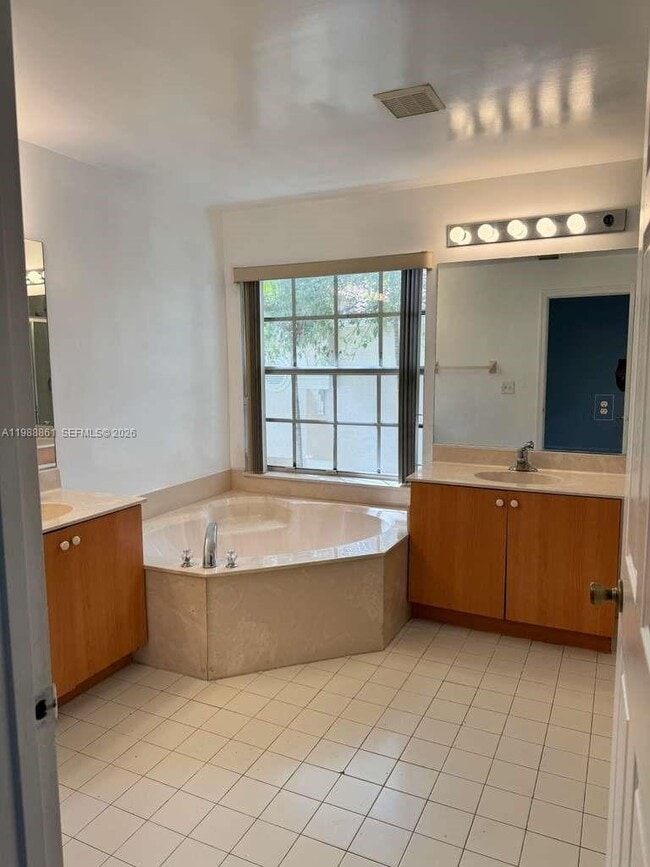 Photo - 12471 SW 42nd St