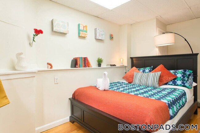 Photo - 43 Bay State Rd Unidad B