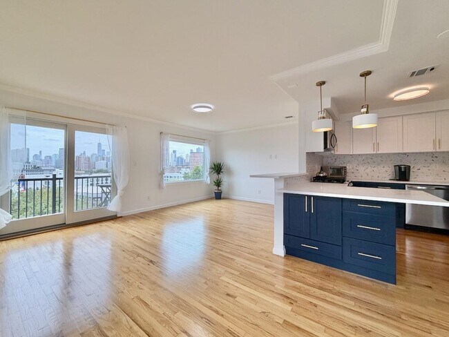 Building Photo - 126 Ogden Ave. Unit 3 Rental