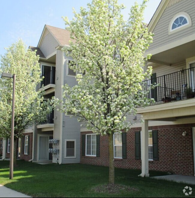 Building Photo - 14208 Pinehurst Ln Rental