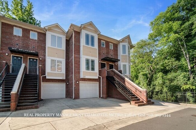 Photo - Stunning Elegance in Woodlawn at Preston