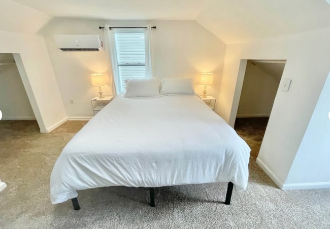 Photo - 1011 E Chester St Unidad B