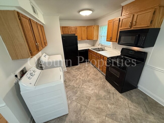 Photo - 4136 Sunflower-3BR/2BA-HOME!!!