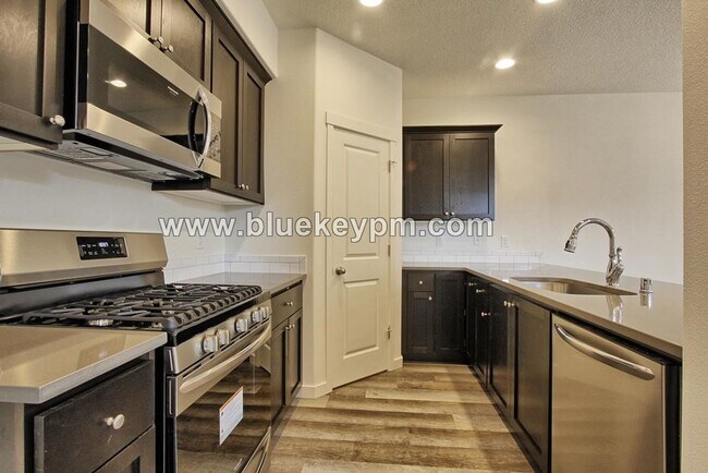 Photo - 3 Bed, 2.5 Bath Home in Ridgefield's  McCormick Creek Subdivision