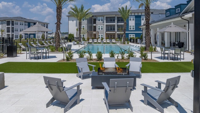 Photo - THE VANTAGE APARTMENTS