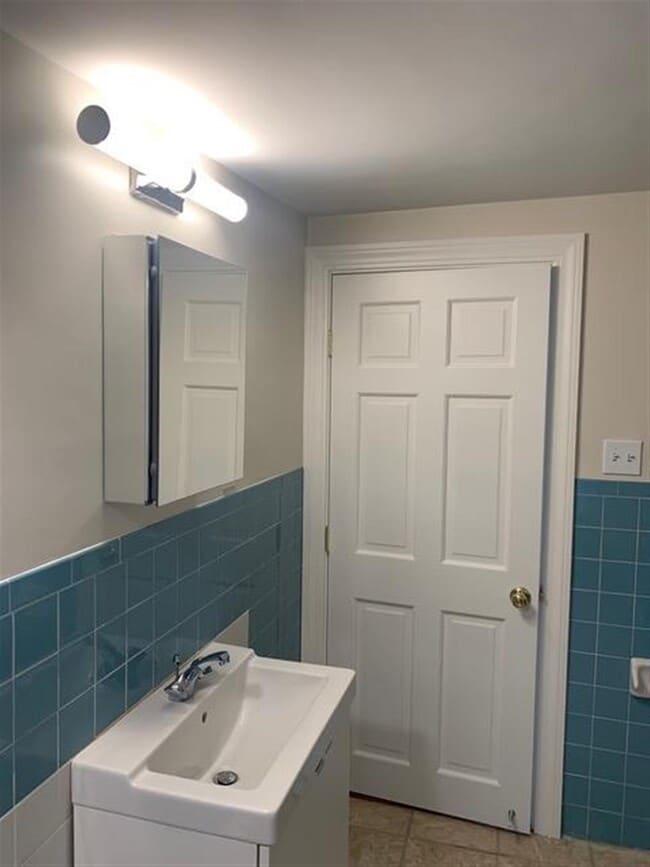 Photo - 219 Albion St Unit 3