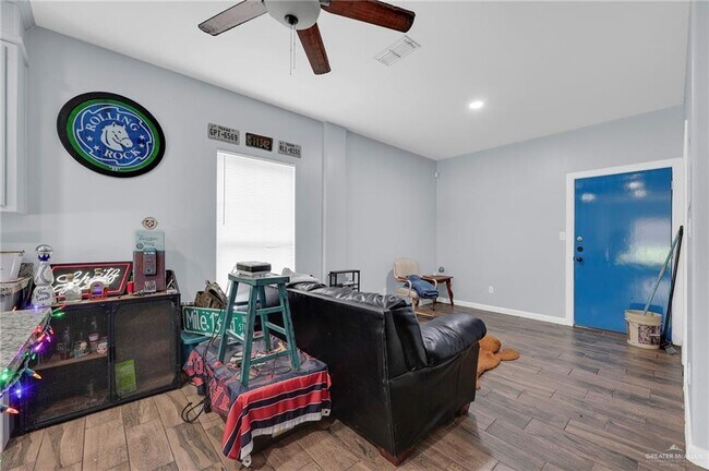 Photo - 12 W Chavez St Unit 1