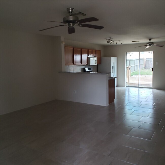 Photo - 7863 Maverick Trace Ln