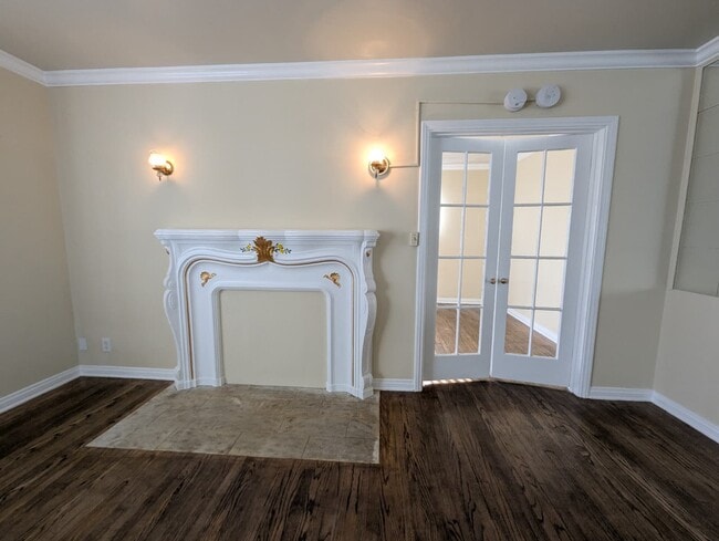 Photo - 1011 W 65th St Unit 1011