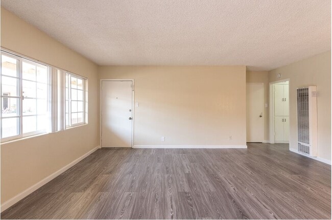 Photo - Torrance Terrace Apartments