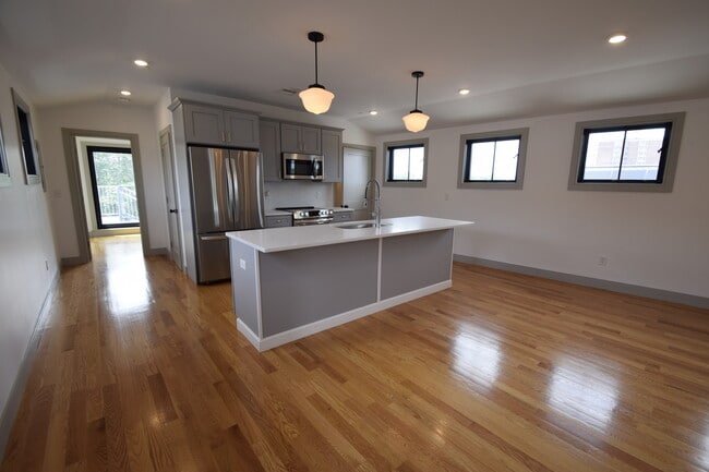 Building Photo - 15 Maywood St Unit 4 Rental