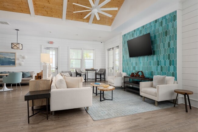 Photo - Hawthorne at Pine Forest