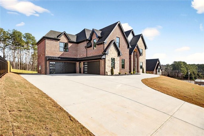 Photo - 405 Thunder Rd