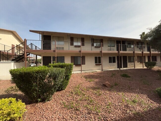 Cozy one bedroom 1 bath condo