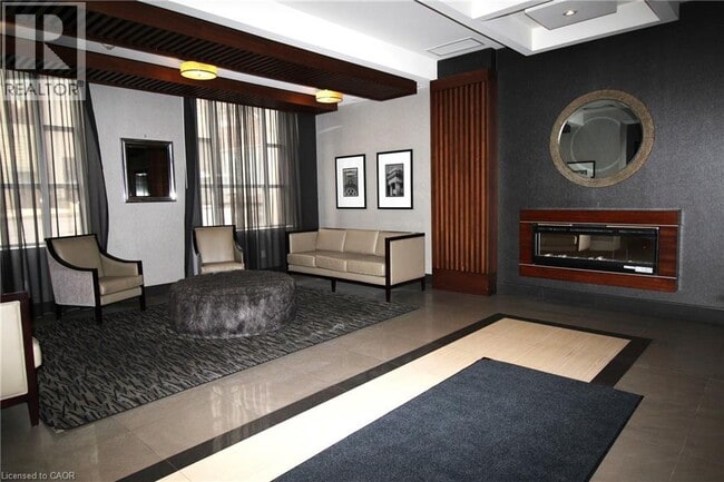 Photo - 150 Main St W Unit 611